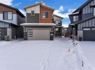 247 166th Ave NE, Edmonton, AB T5Y 0P6