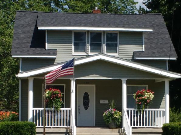 112 Mill St