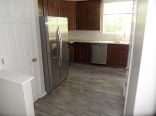 251 Evergreen Cir, Gilberts, IL 60136