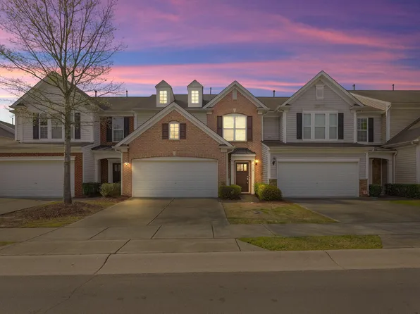 1008 Corwith Dr, Morrisville, NC 27560