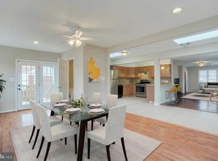 9903 Santa Cruz St, Lanham, MD 20706