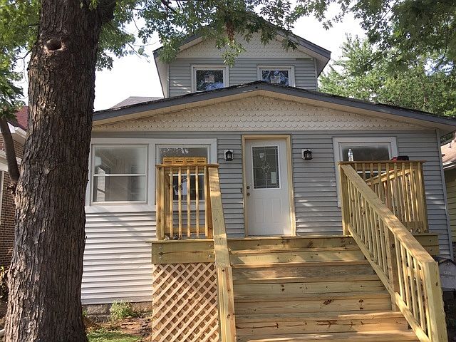 1st image of 124 157th St