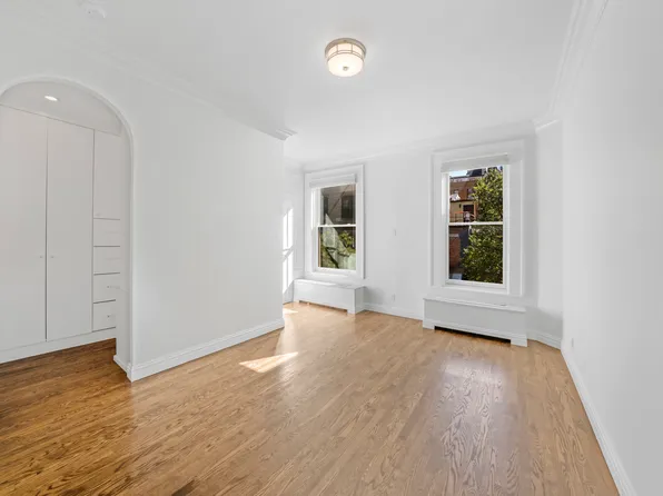 24 West 70th Street image 8 of 13