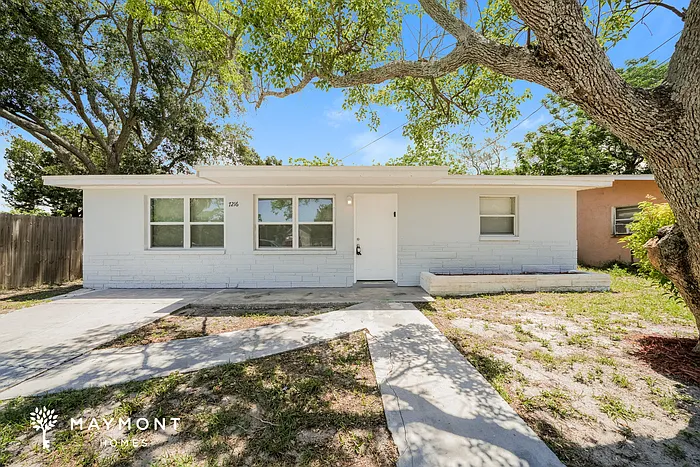 7216 Gulf Breeze Cir