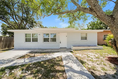 7216 Gulf Breeze Cir Photo 1