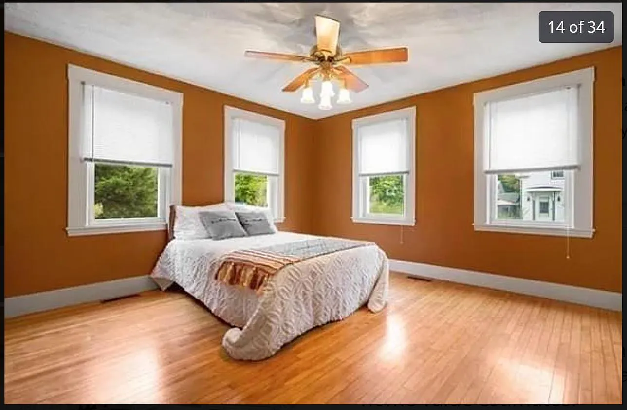1 bed, 900 sqft, $2,100 — Photo 1