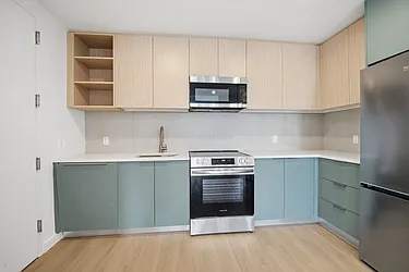 2363 Bedford Avenue, #602