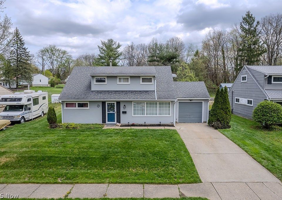 1st image of 3071 Scott St