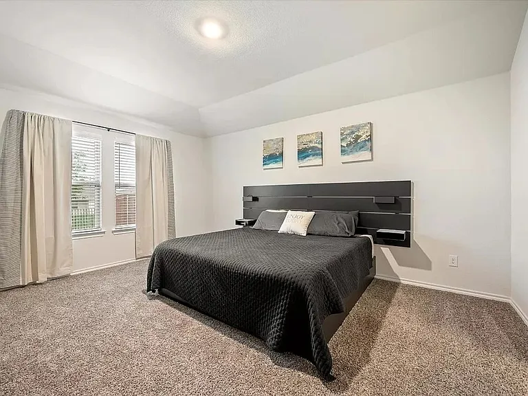 805 Fueller Dr — Photo 18