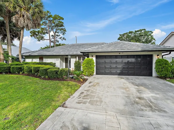 18169 Lake Bend Drive, Jupiter, FL 33458