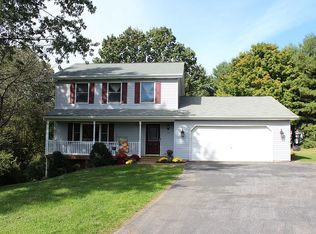 650 Gahle Dr, Westminster, MD 21157