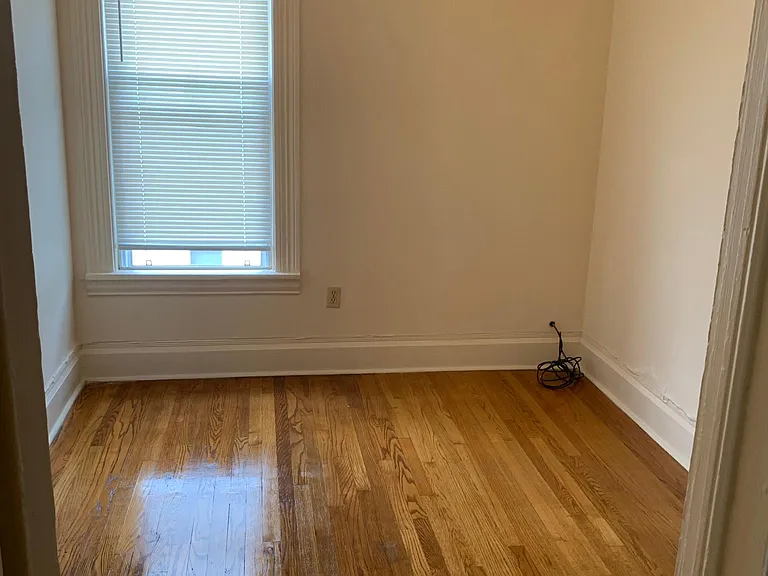 826 Park St — Photo 5