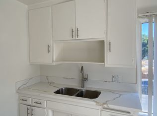 11221 Hatteras St APT 4, North Hollywood, CA 91601