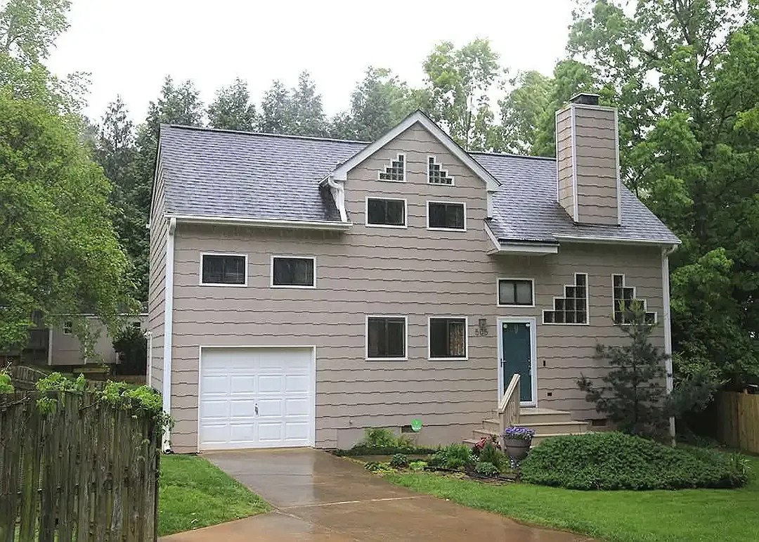 505 Fostoria Ct — Photo 3