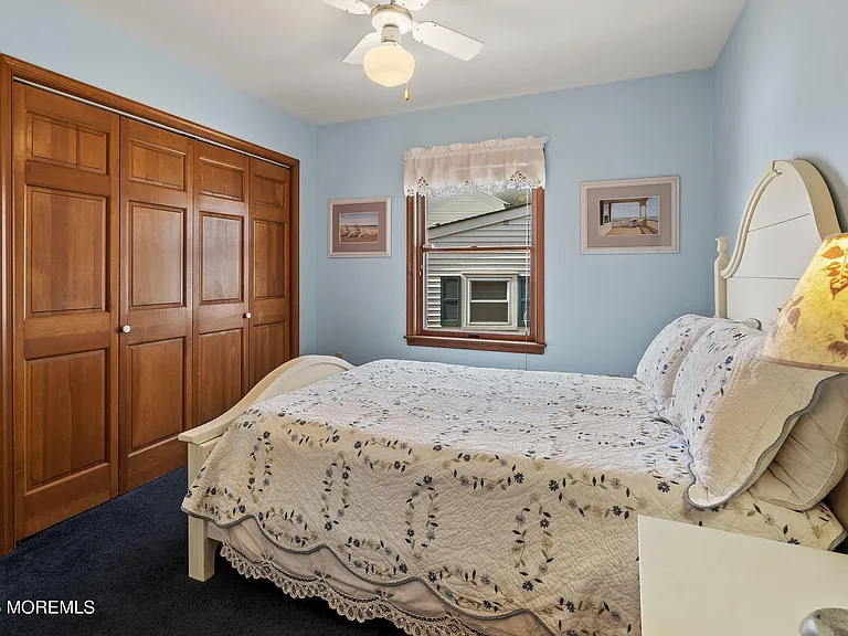 466 E Bay Ave — Photo 18