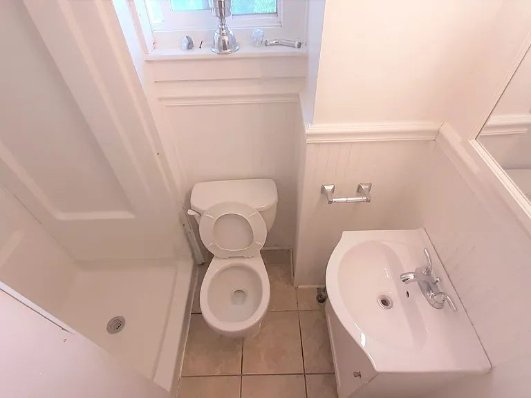 514 S Aurora Street — Photo 16