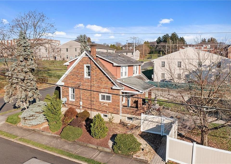 60 W Chestnut St, Hellertown, PA 18055 Zillow