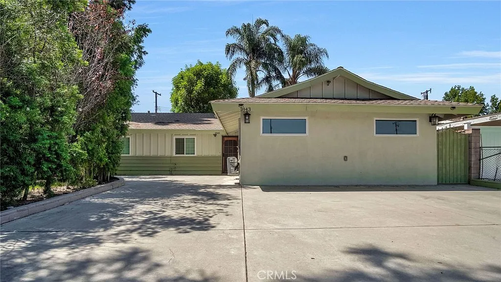 1 bed, 490 sqft, $1,800 — Photo 1
