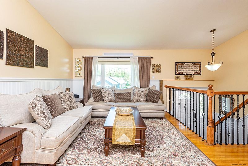 2nd image of 1 GARFIELD Place