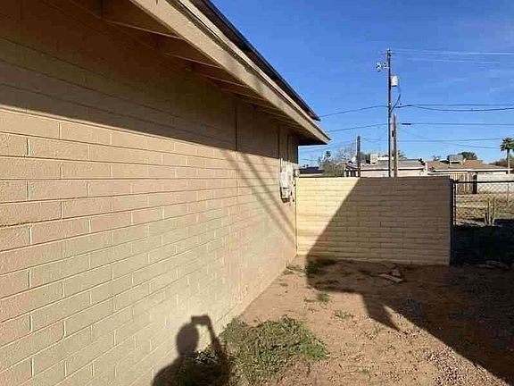 3rd image of 1434 N Casa Grande Ave