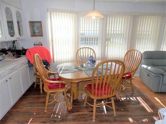 5th image of 11224 Redbird Dr