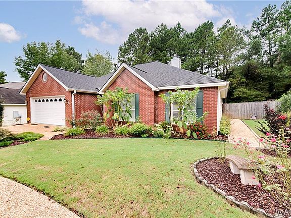 2nd image of 6390 Woodmere Dr