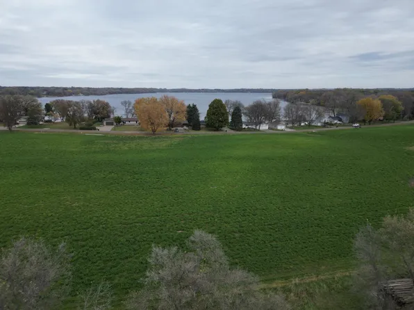 47th Ave NE, Willmar, MN 56201