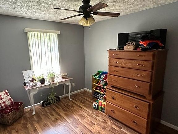 5th image of 4105 Mississippi St