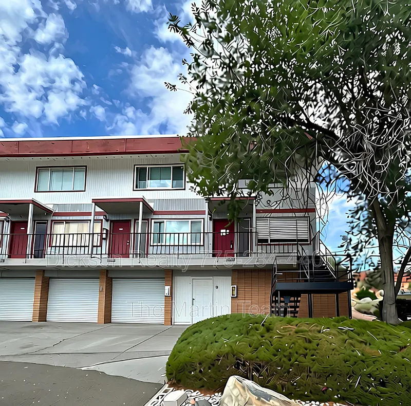 2 bed, 1.5 bath, 1100 sqft, $1,700 — Photo 2