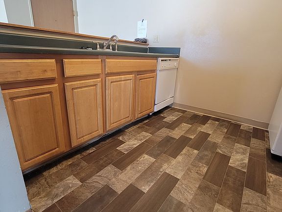 4th image of 410 13th Ave NW Unit 13
