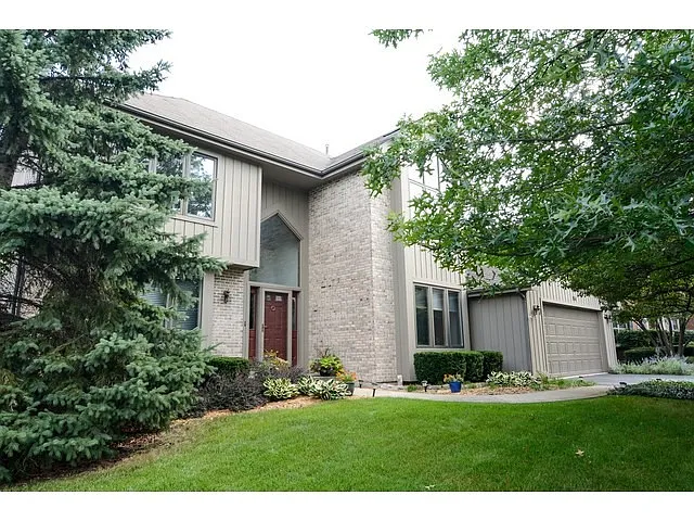 154 Stableford Dr photo 1