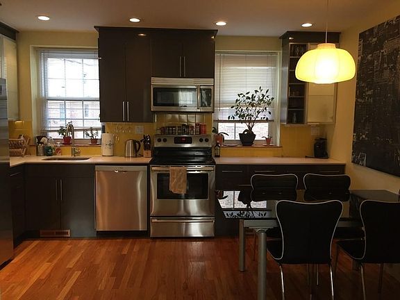 4th image of 27 Englewood Ave APT 4