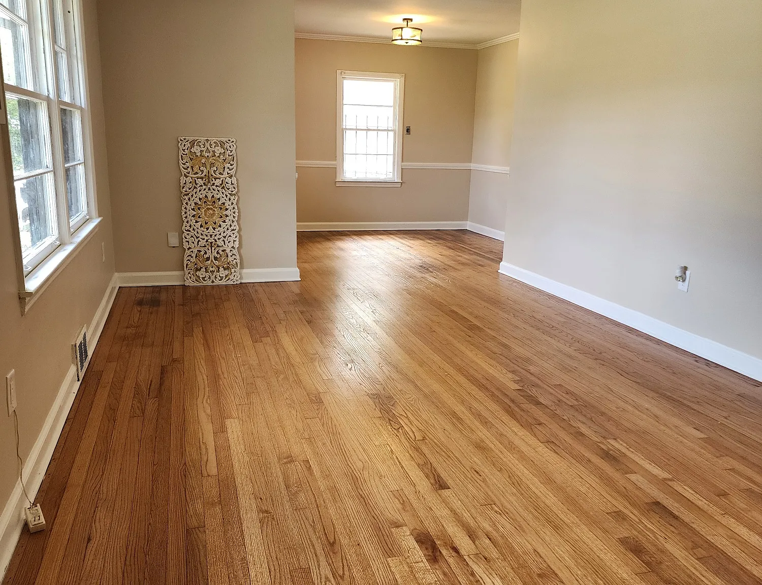 3 bed, 1010 sqft, $1,650 — Photo 2
