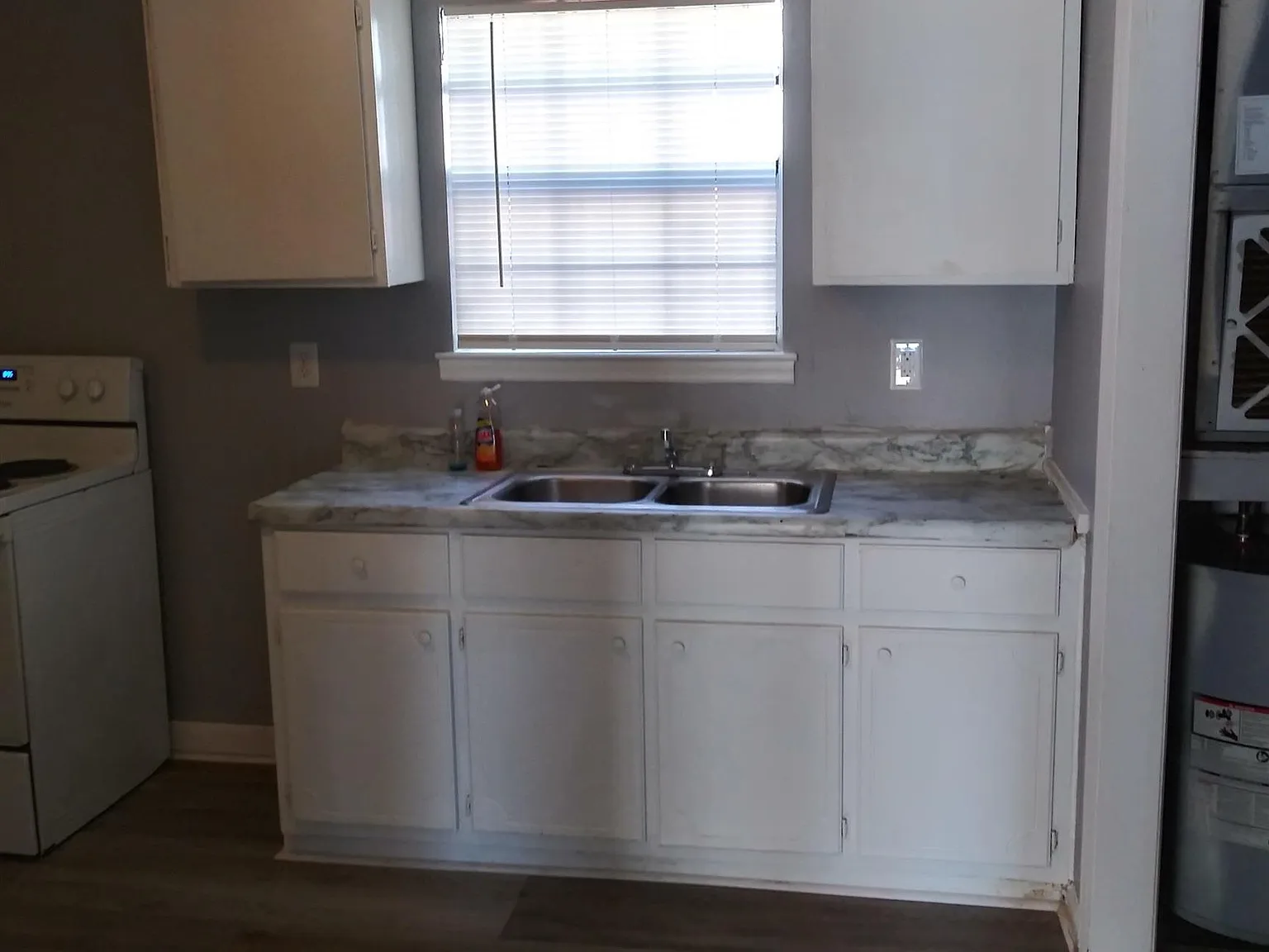 2 bed, 1.5 bath, $900 — Photo 4