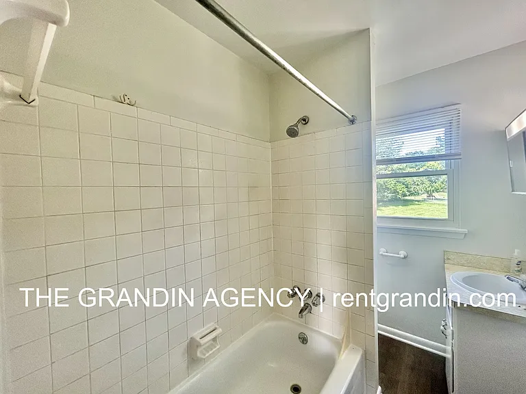 2153 Mulberry St — Photo 15