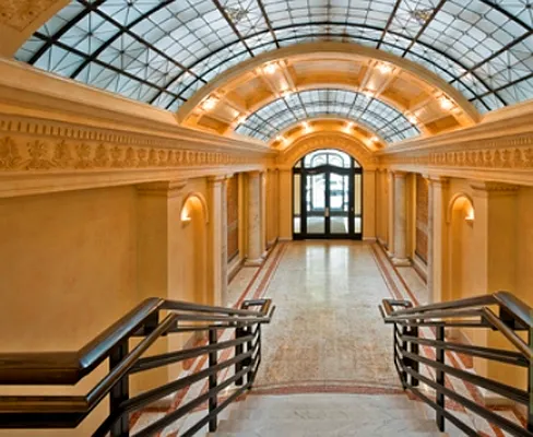 Sold by Metropolitan Equities | media 12