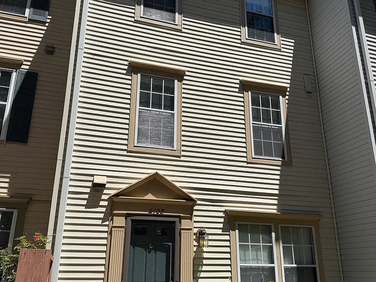 4108 Peppertree Ln #4108 — Photo 1