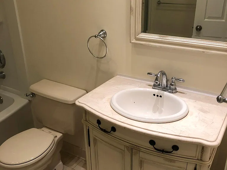 Main Bathroom