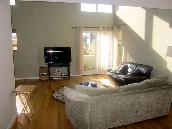 3rd image of 3280 Berryessa St