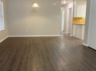525 S Las Vegas Trl, White Settlement, TX 76108