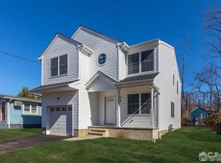 943 Greenwood Ave, Keyport, NJ 07735