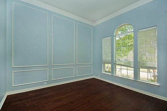 8524 Mesa Verde Dr — Photo 2