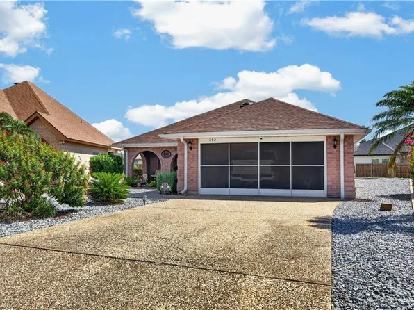 802 Lake View Dr, Mission, TX 78572