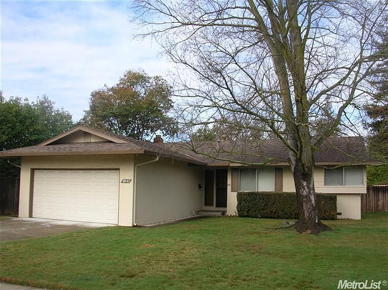 1st image of 8141 Chipwood Way