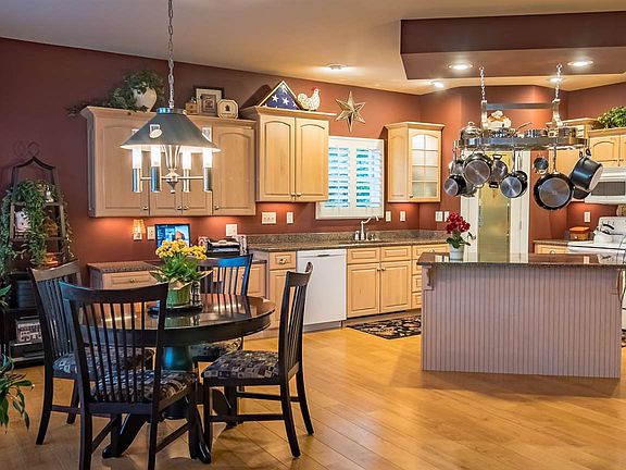 3rd image of 3365 Mosswood Ct