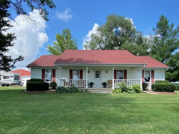 13301 E 2200 North Rd, Pontiac, IL 61764