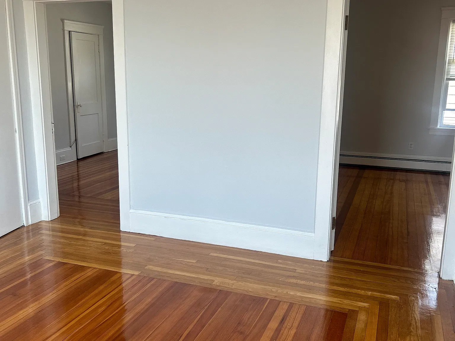 3 bed, $2,400 — Photo 3