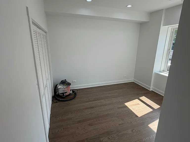 4409 N Drake Ave #1 — Photo 6