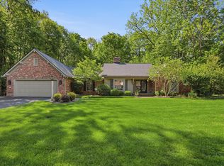 625 Eagle Creek Cir, Zionsville, IN 46077