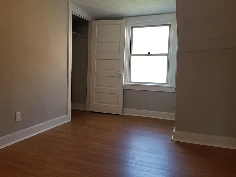 1336 Fallowfield Ave — Photo 16